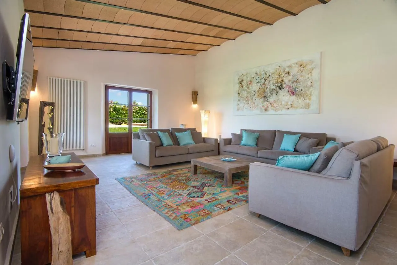 Finca Can Perdiu Villa Santanyi Spain