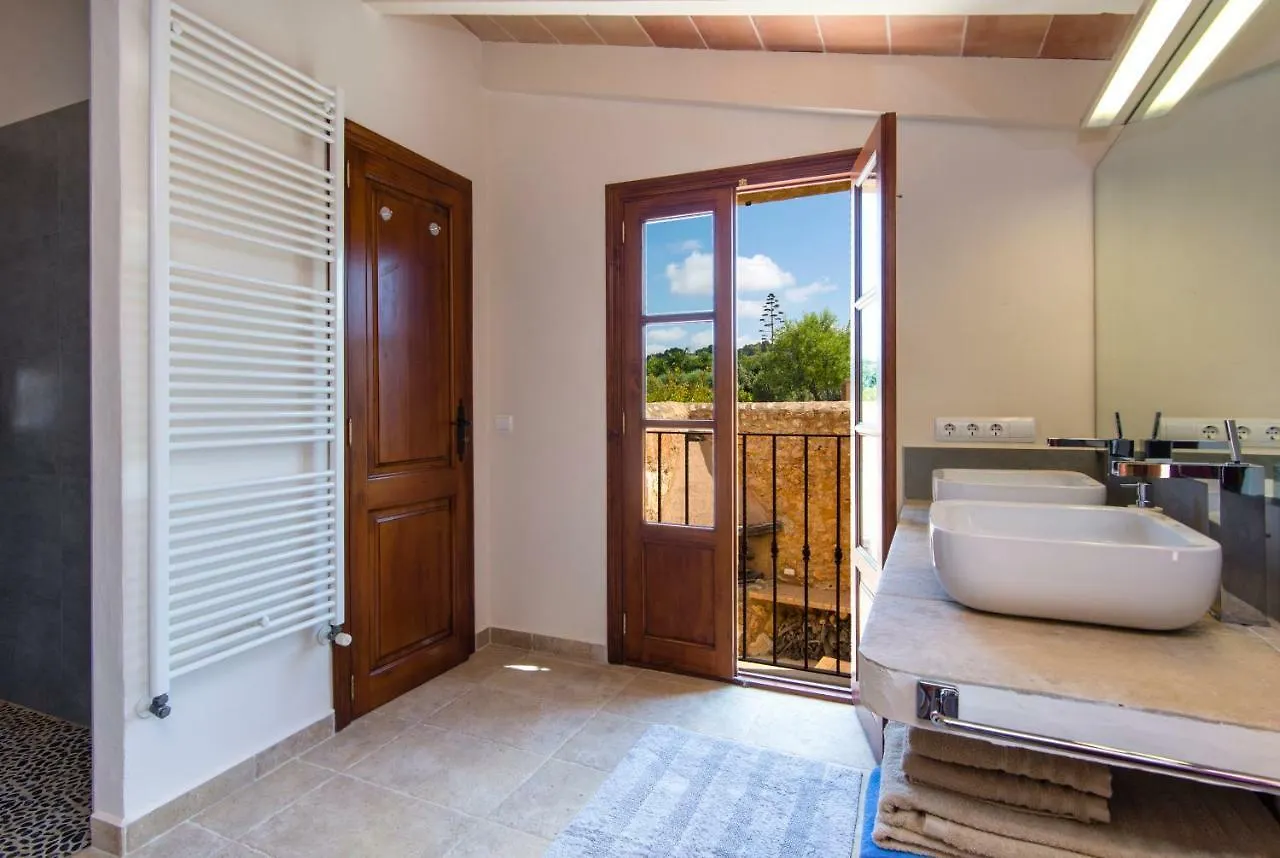 Finca Can Perdiu Villa Santanyi Spain